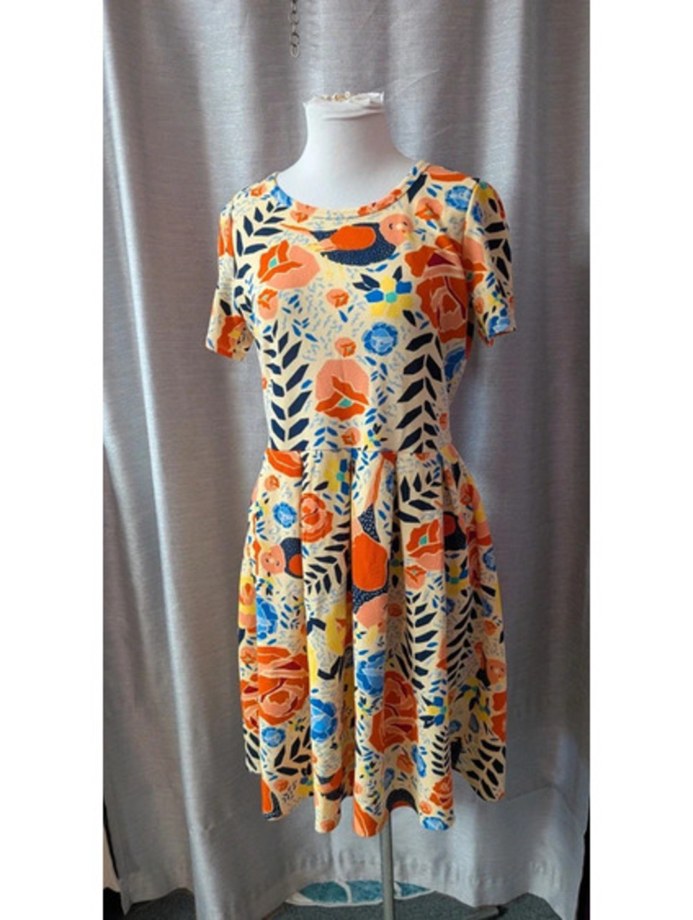 LuLaRoe Amelia Dress Yellow Floral L